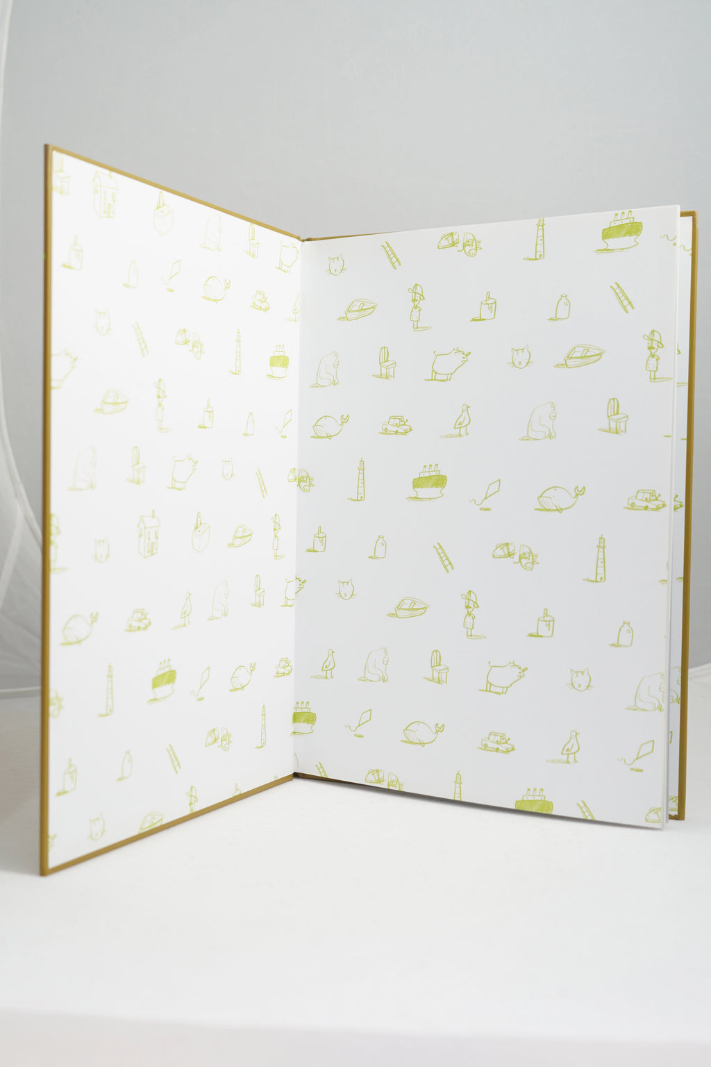 Stuck by Oliver Jeffers | Pre-Loved Modern Classic Hardcover Book