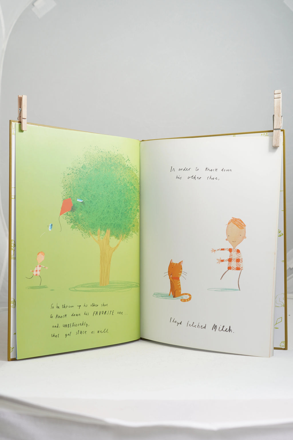 Stuck by Oliver Jeffers | Pre-Loved Modern Classic Hardcover Book
